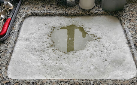 Blocked Drain Emergency? Dos & Don'ts